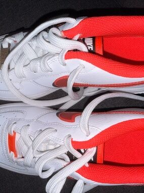 Nike White & Red Low Top Sneakers with Red Lining
